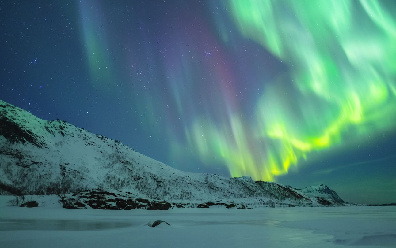 Las auroras boreales se suelen observan en zonas cercanas al Círculo Polar Ártico