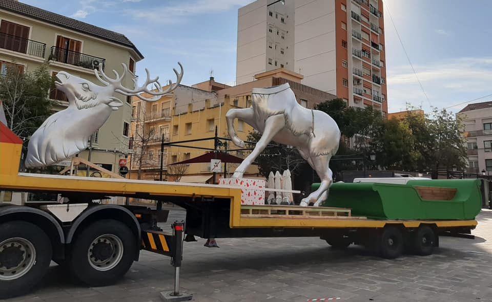 Así se ha desplantado la "falla" de Palacio y Serra en Gandia