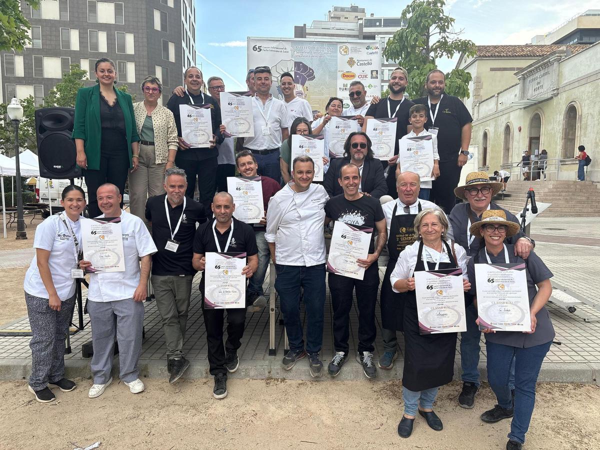 Fotografía con los clasificados en Castelló.