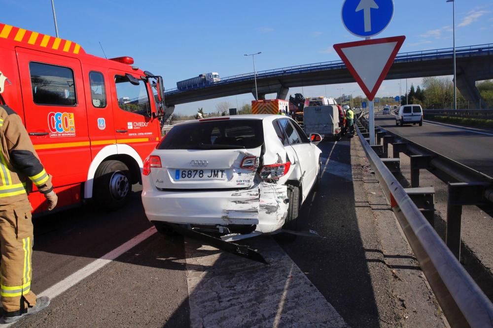 Un herido en un accidente en la autopista "Y"