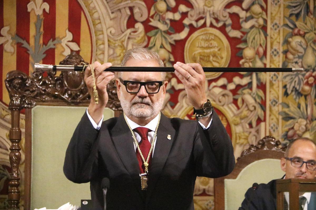 Fèlix Larrosa recupera l’alcaldia de Lleida per al PSC Fèlix Larrosa recupera l’alcaldia de Lleida per al PSC