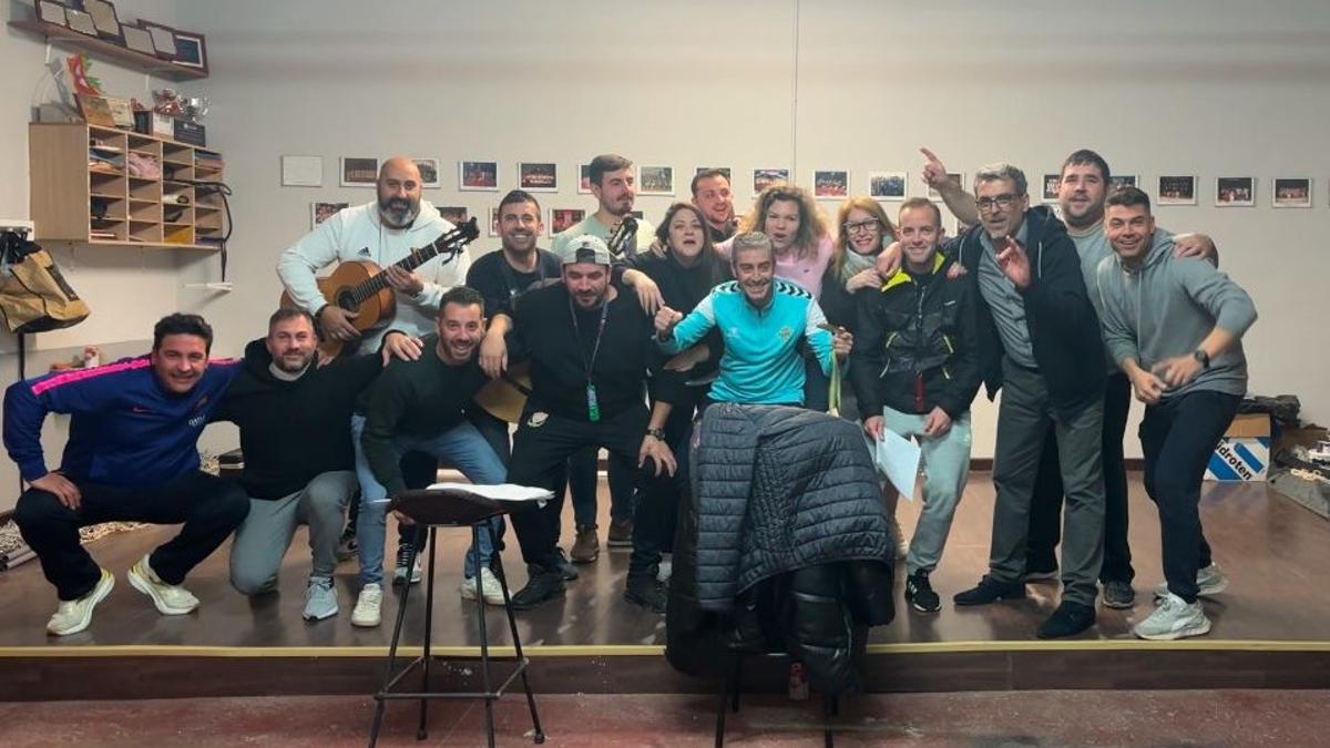 El grupo La Mascarada en uno de sus ensayos de la pasada temporada.