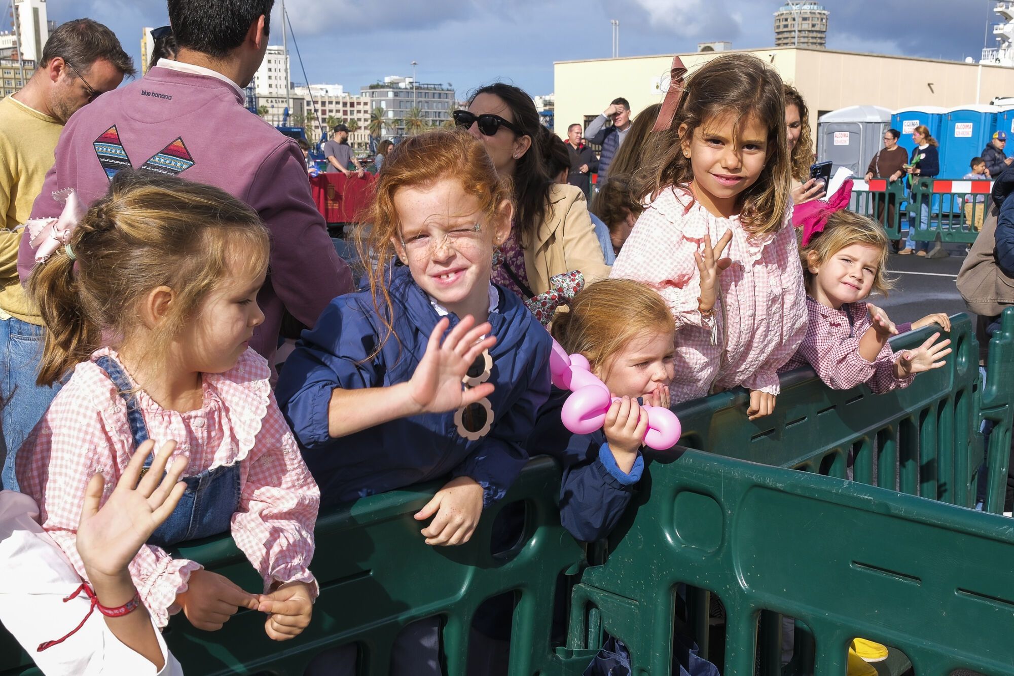 Llegada de los Reyes Magos, en la Base Naval 