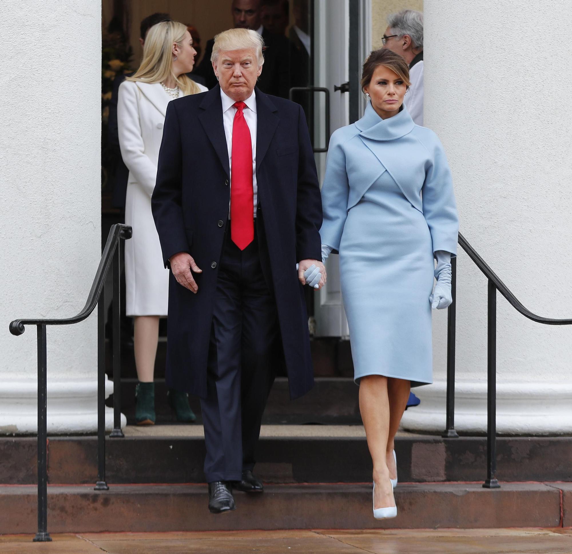 El look de Melania Trump en la ceremonia de toma de posesión de Donald Trump