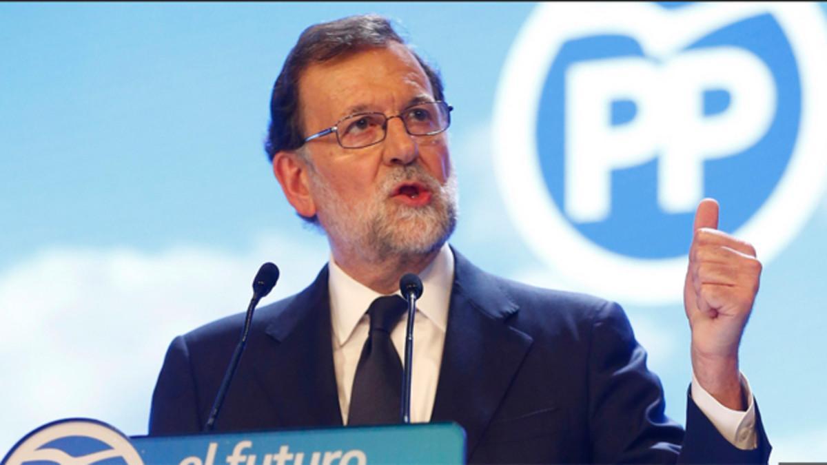 Los mejores memes sobre el último discuros de Mariano Rajoy al frente