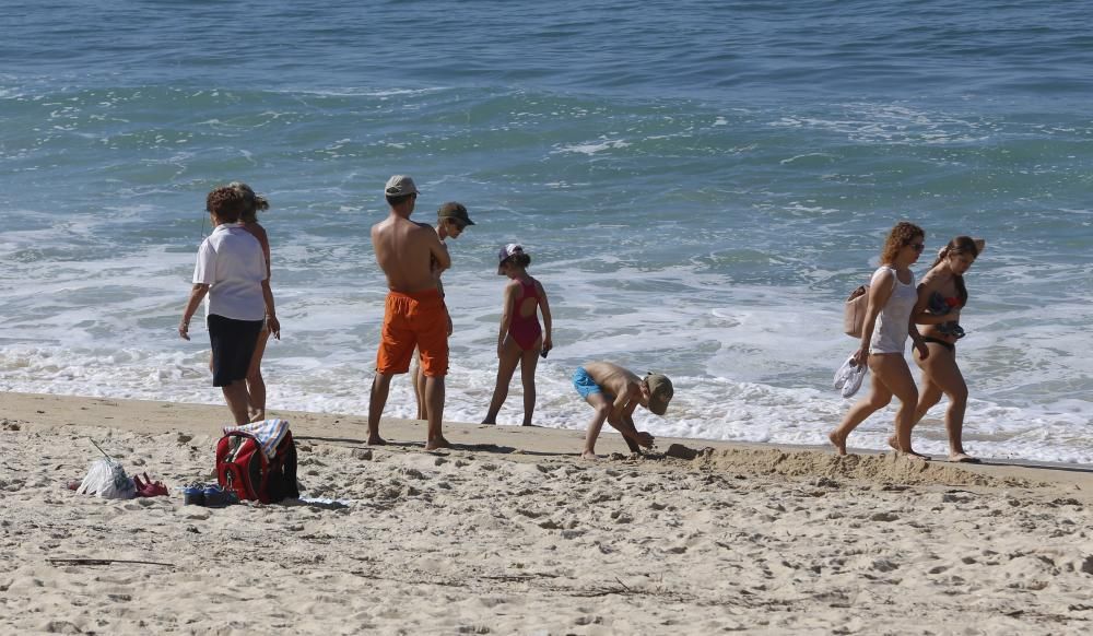 Tiempo veraniego en Samil