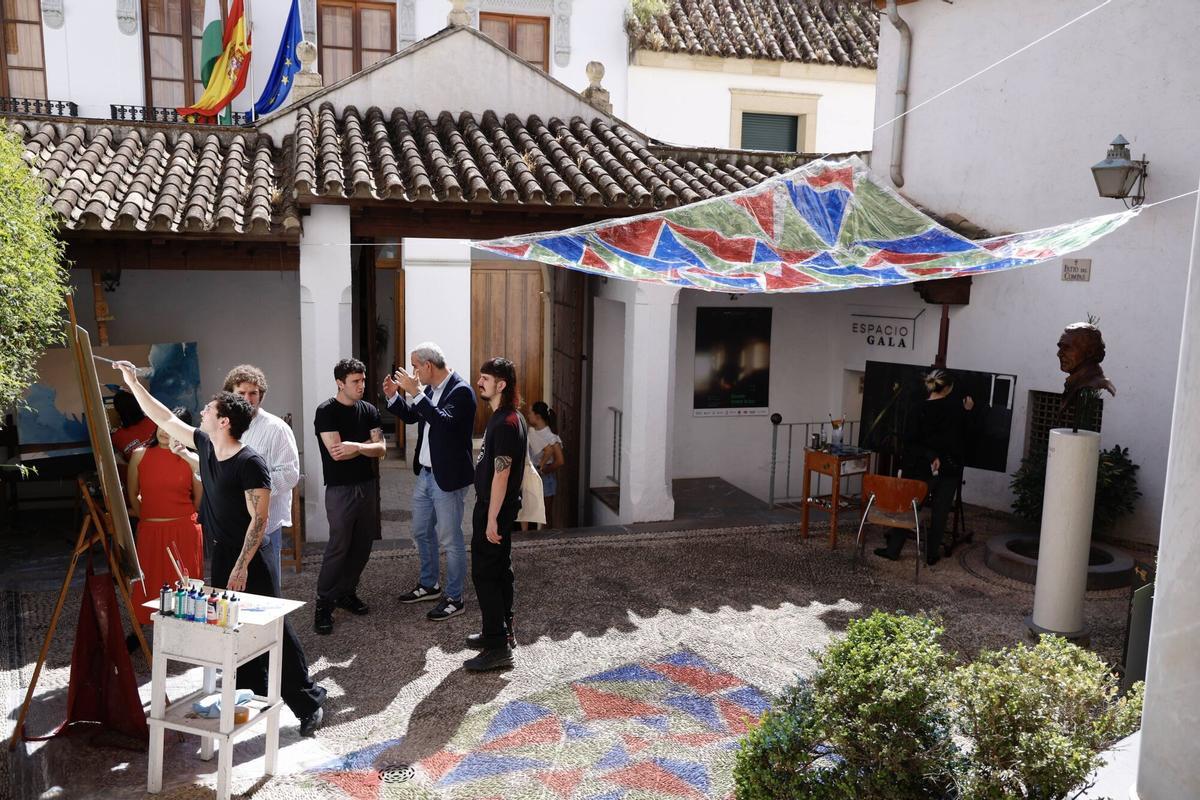 Medio centenar de artistas comparten su proceso creativo en las calles y plazas de la ciudad