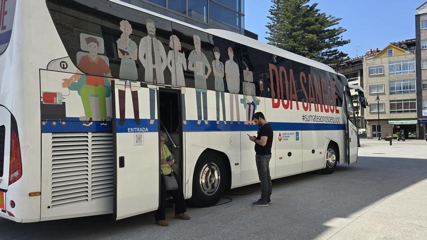 La unidad móvil de donación de sangre, el viernes en Cangas. | FdV