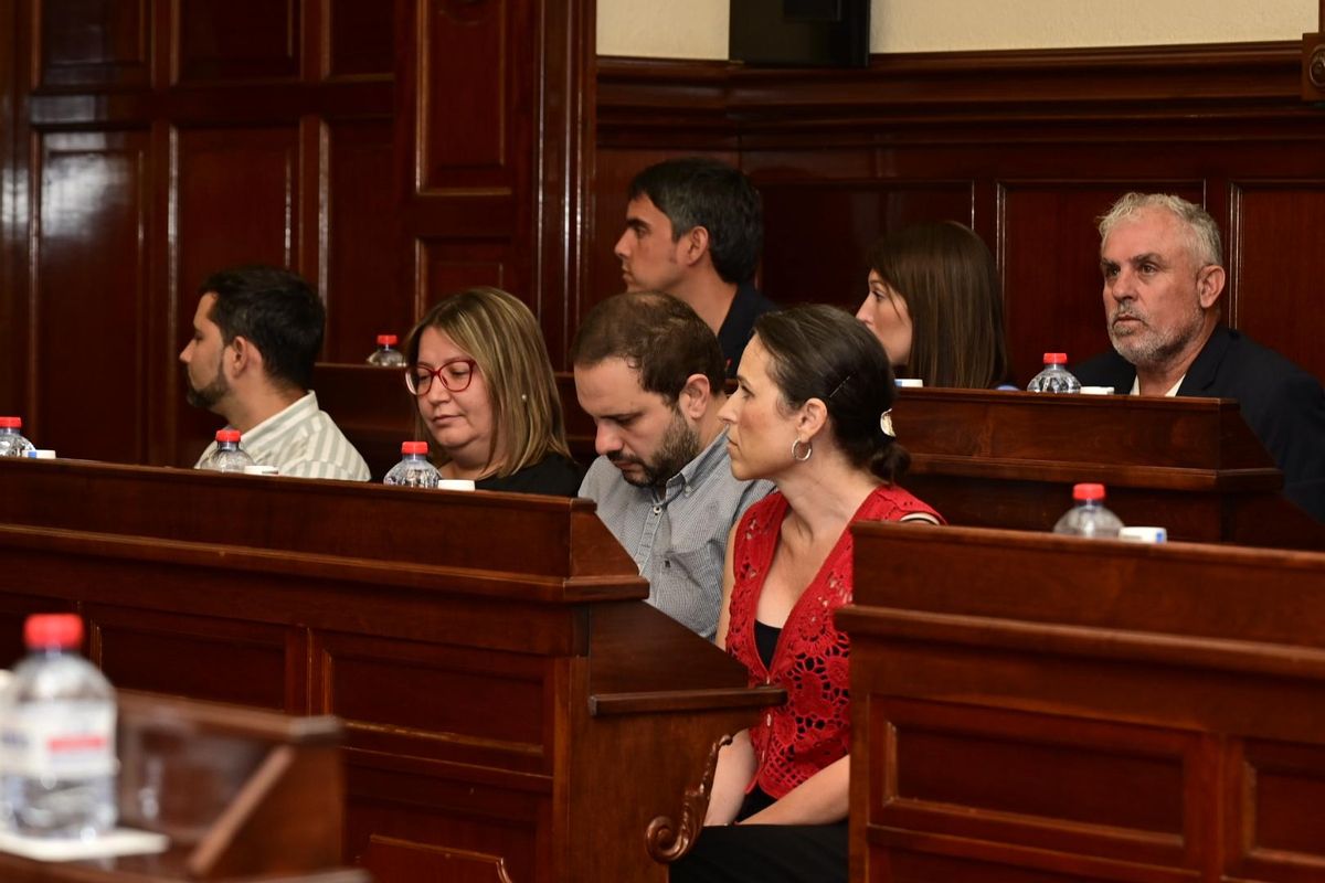 Samuel Falomir, en la bancada socialista en el debate.