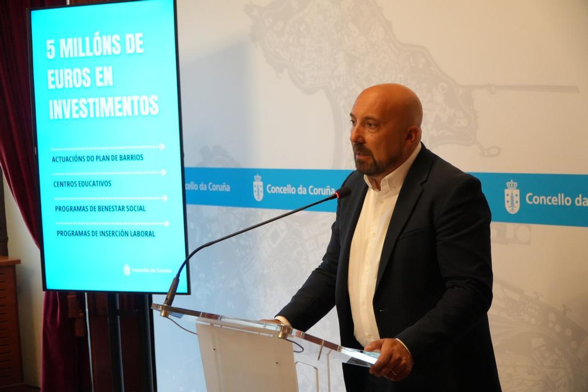 José Manuel Lage en una rueda de prensa