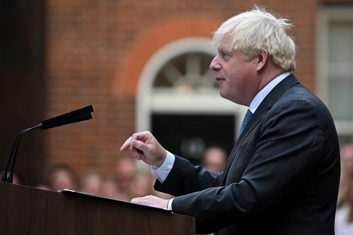 Boris Johnson utilitza la seva primera columna periodística per parlar d’una píndola per aprimar-se