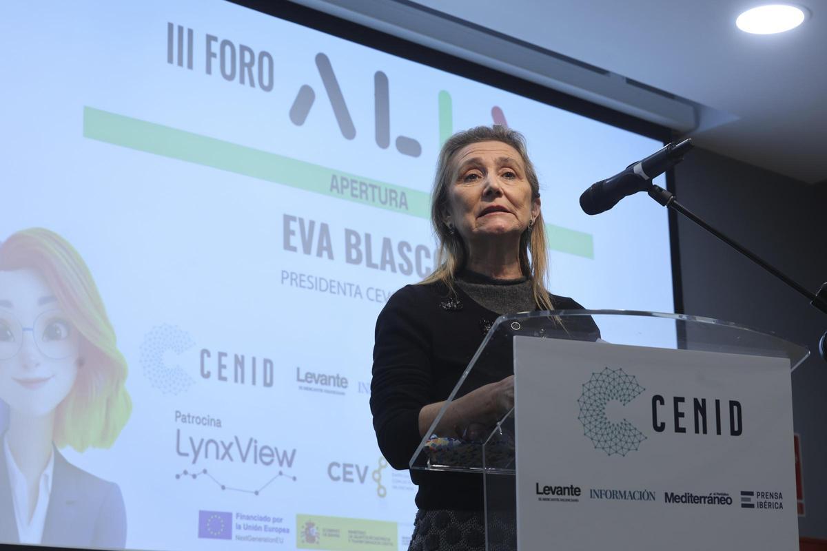 Eva Blasco, presidenta de CEV Valencia, durante su intervencion en el III Foro Alia.