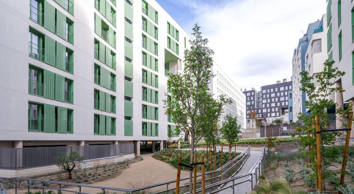 Las comunidades de vecinos tienen diferentes formas de actuar si hay un piso turístico en el edificio