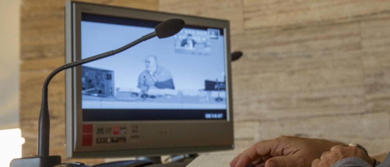 La Delegación prohíbe a los letrados asistir por videoconferencia la declaración de detenidos