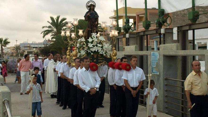 Sant Roc tendrá tres días de vacas y repetirá las citas más populares