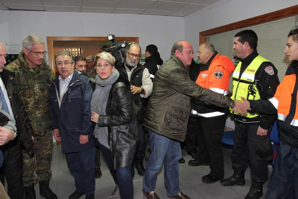 El ministro del Interior y el presidente de la Comunidad visitan las zonas afectadas