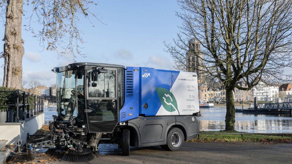 La barredora Schmidt eCleango 550, 100% eléctrica, ofrece 10 horas de autonomía.