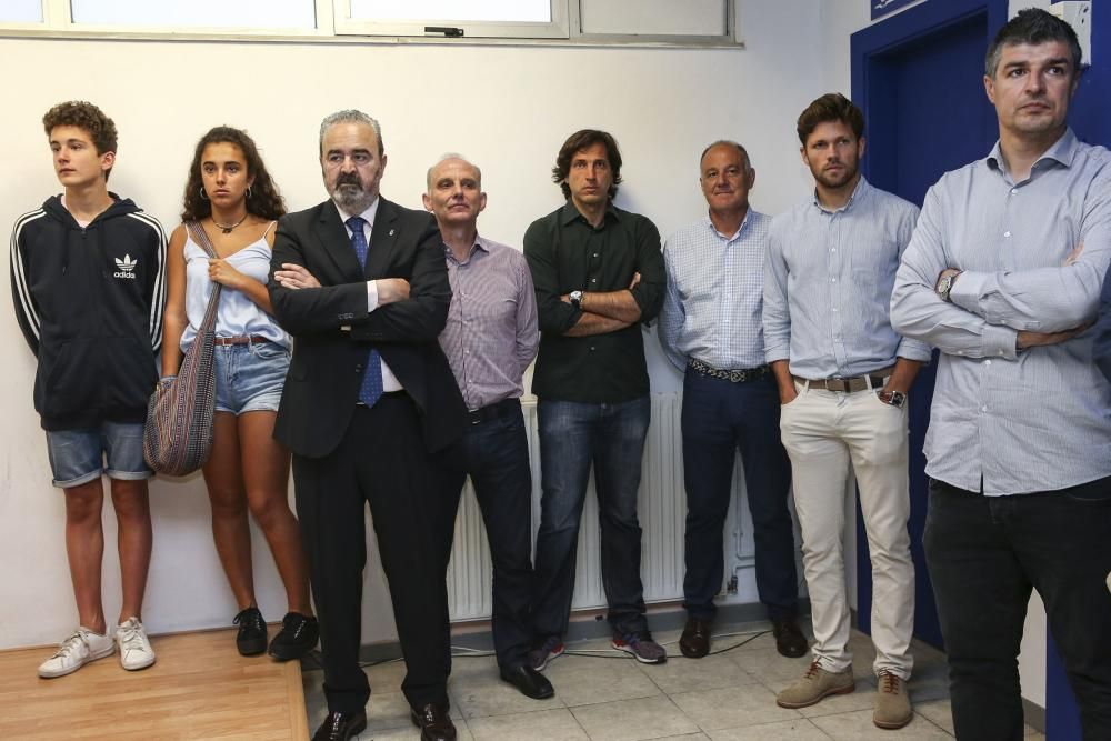 Presentación de Anquela como entrenador del Oviedo