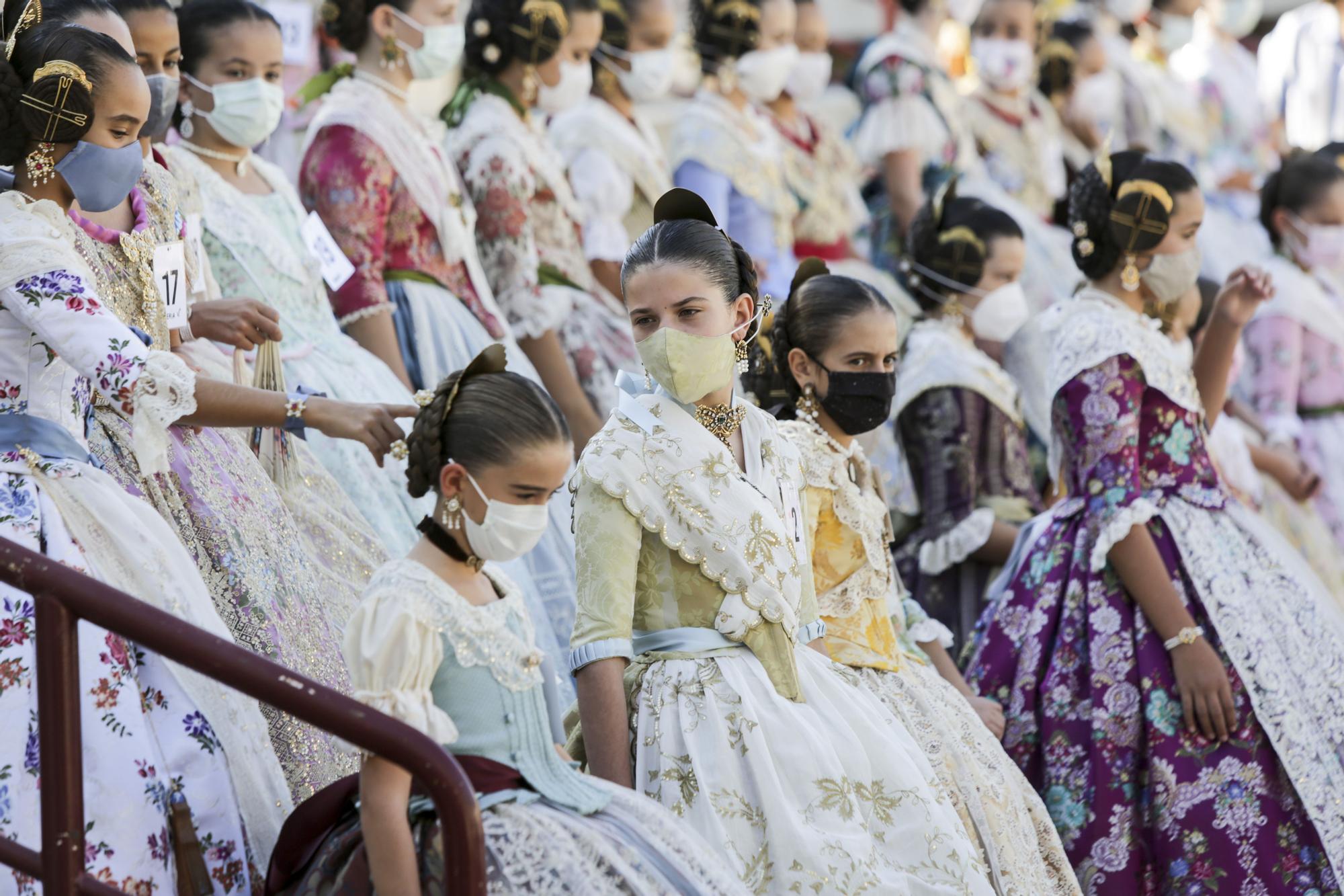 La foto oficial de las aspirantes a fallera mayor infantil de València