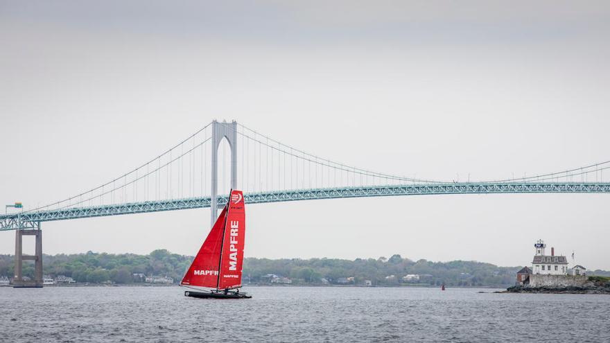 Regata de entrenamiento en Newport.