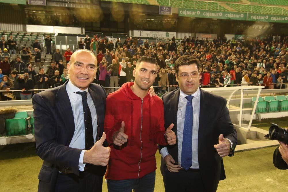 Presentación de Reyes como nuevo jugador del Córdoba.