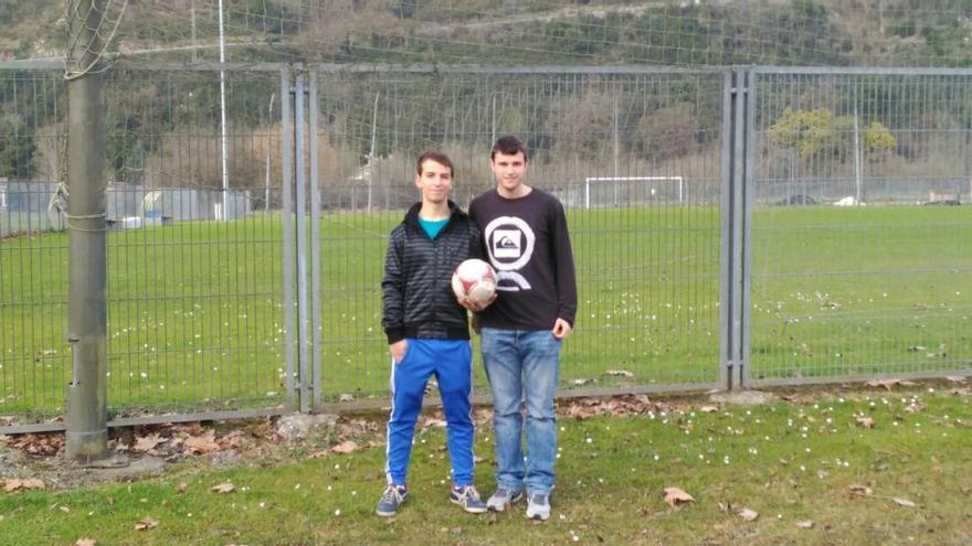 Pablo Fernández y Adrián Raposo, jugadores del Atlético Riberense.