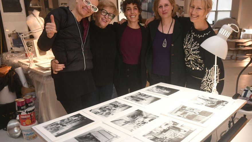 Gosia Trebacz, Luisa Valdés, Bego Tojo, Ana Tomé y Carmen Soriano, en STO LAT. | Carlos Pardellas
