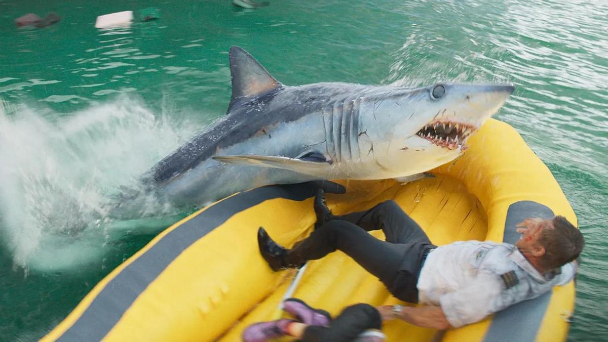 Un fotograma de En mar abierto.