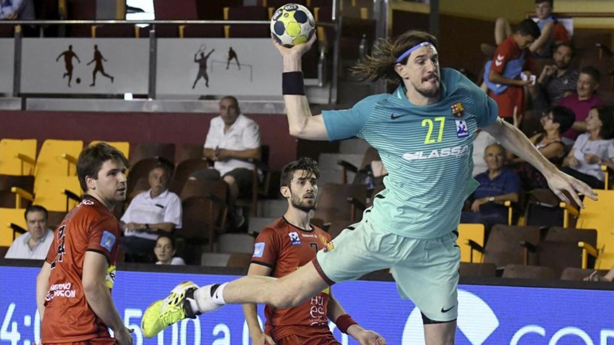 El 'muro' Viran Morros marcó un gol ante el Bada Huesca