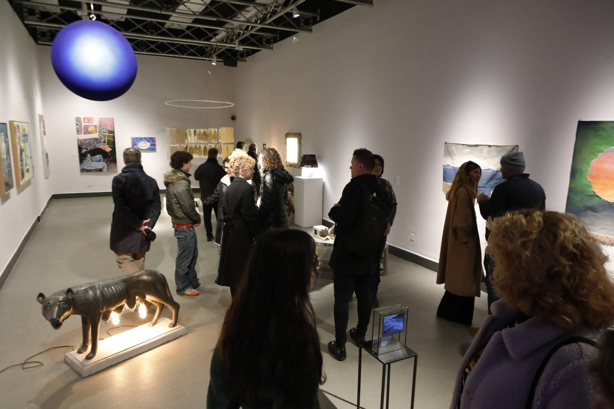 La presentación de la Muestra de Artes Plásticas en el Antiguo Instituto, en imágenes
