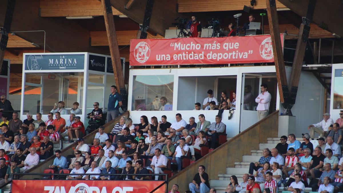 El Zamora CF suma su primer punto al empatar ante el Athletic de Bilbao B en el Ruta de la Plata