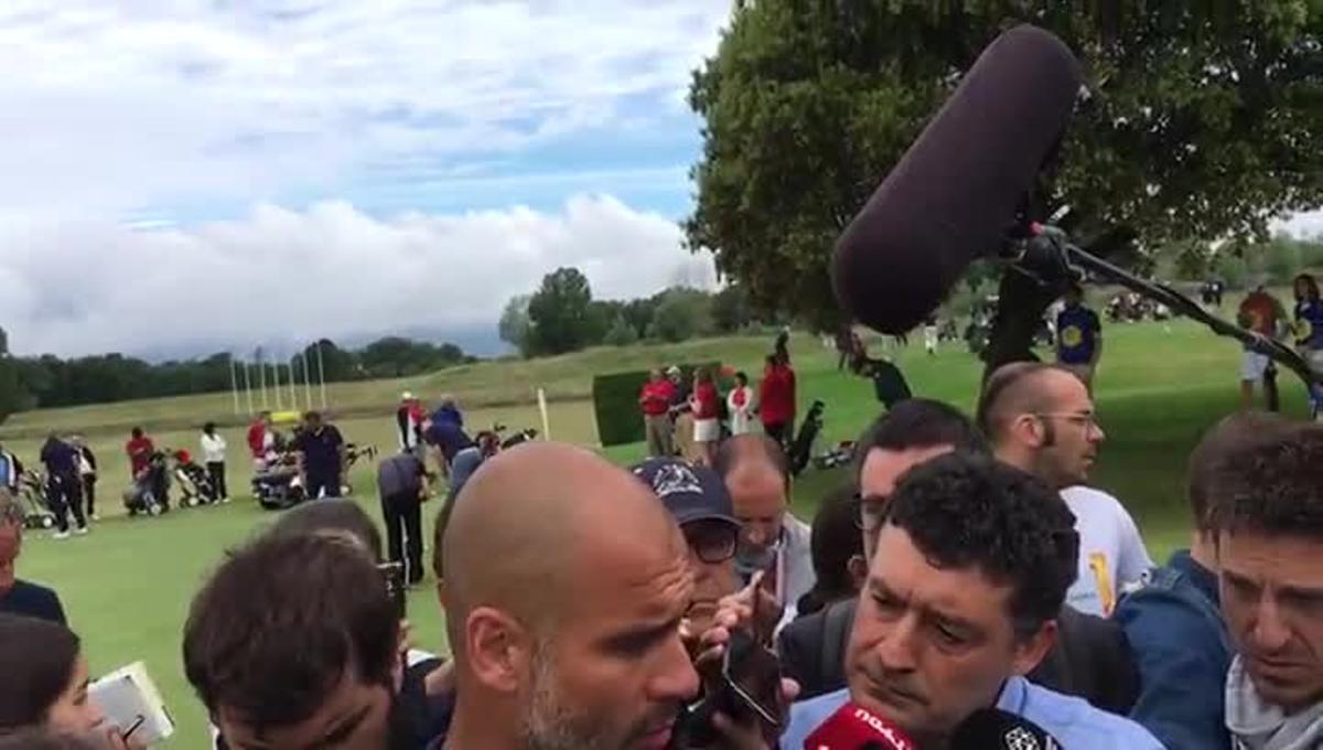 Guardiola, con los medios