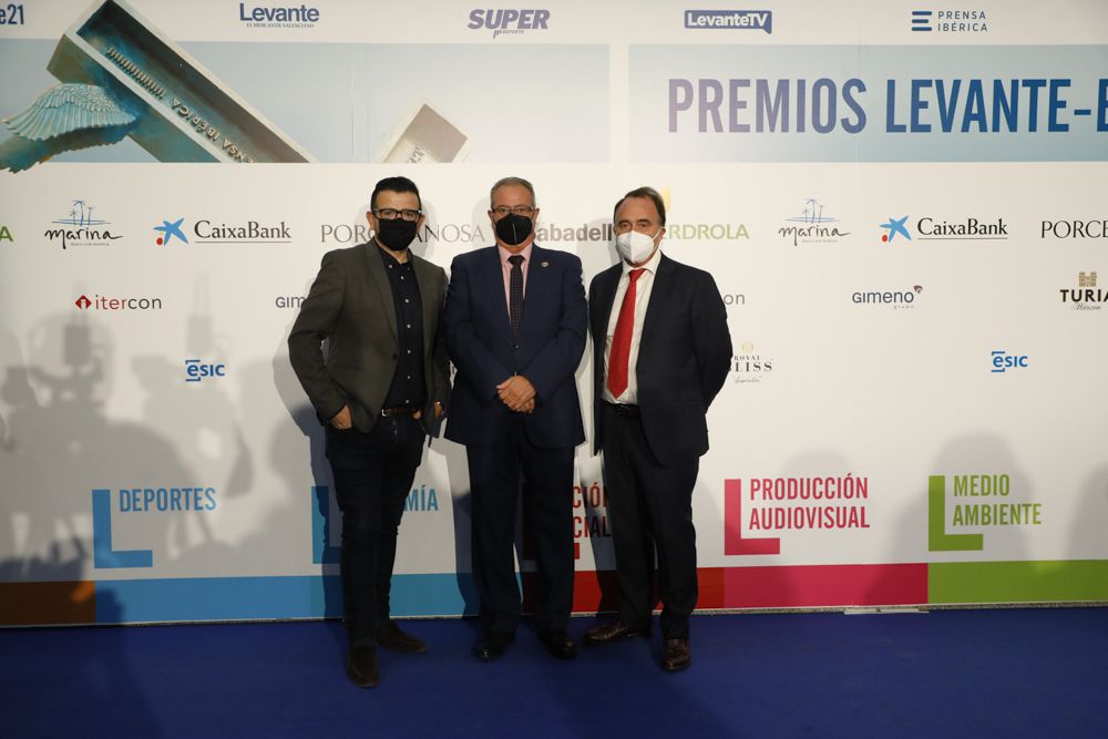 Photocall de los invitados a la gala de los Premios Levante-EMV 2021