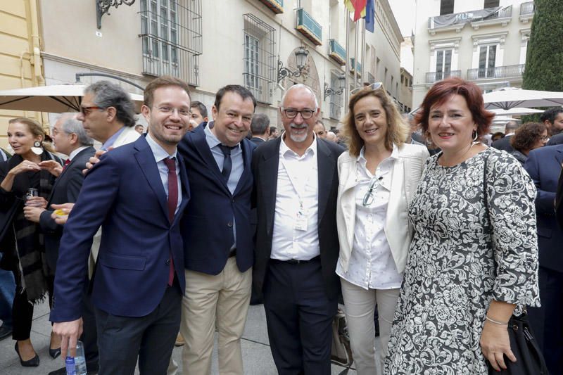 9 d'Octubre: Recepción de invitados en el Palau de la Generalitat