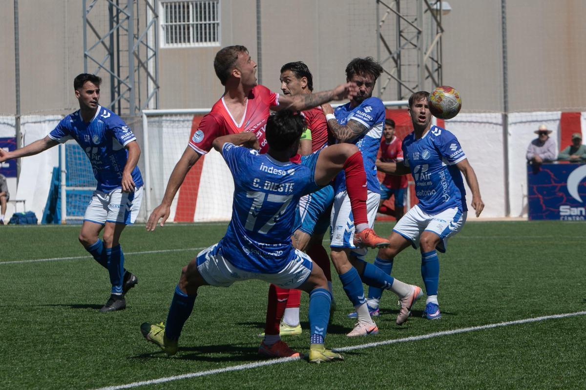El partido entre la Deportiva Minera y el Xerez Deportivo, en imágenes