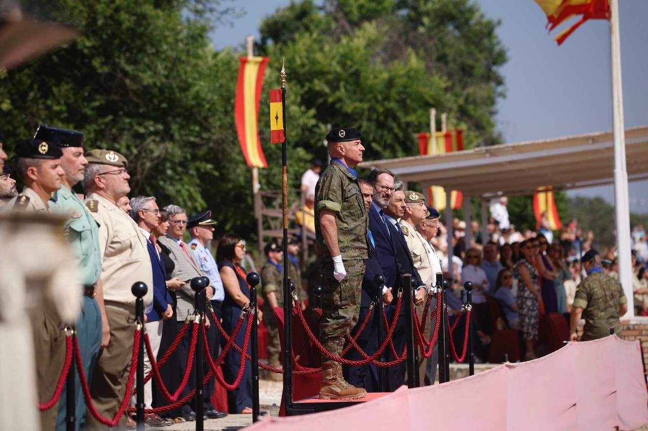 La BRI X celebra su 40º aniversario con una parada militar