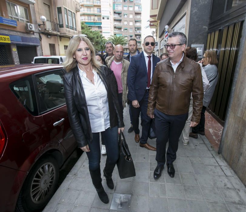 Los socialistas «espantan» el pacto para elegir alcaldable en Alicante.
