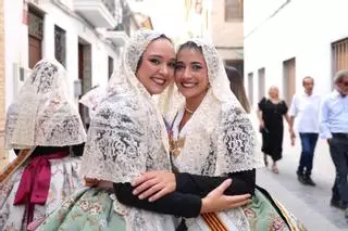 Sesión de mantilla y Procesión para Carmen y la corte en Xirivella