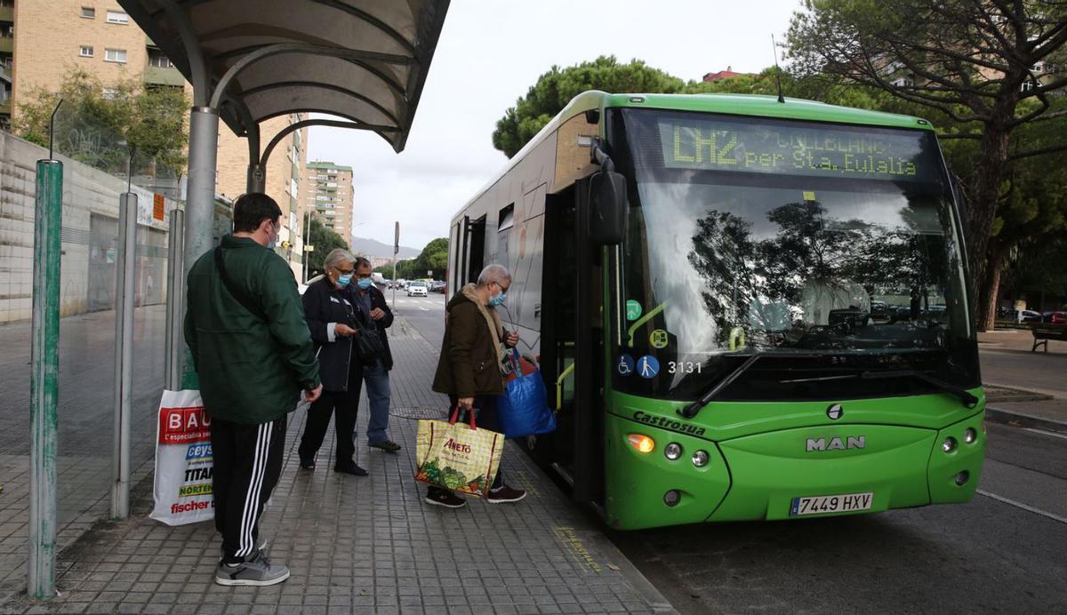 Tornen les vagues als busos del Baix Llobregat i l’Hospitalet