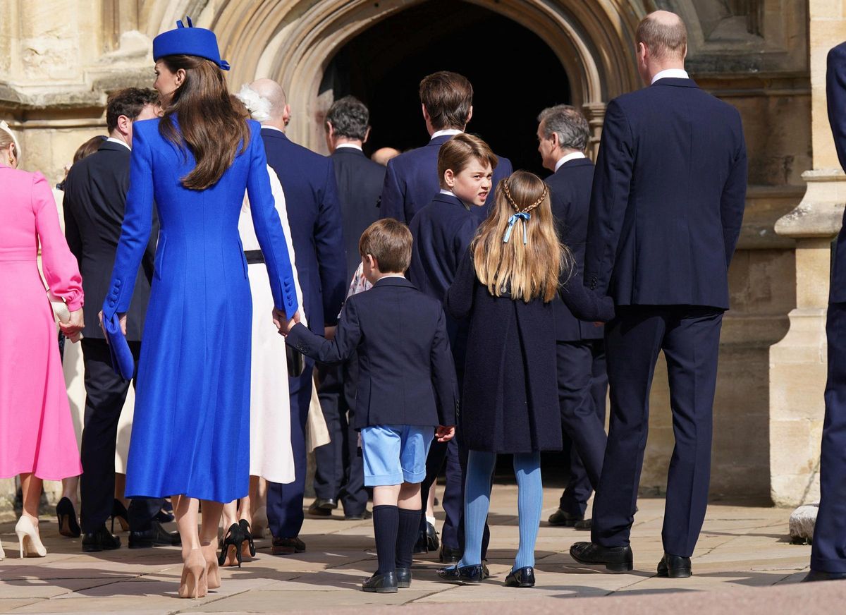 La familia real, a su entrada a la iglesia.