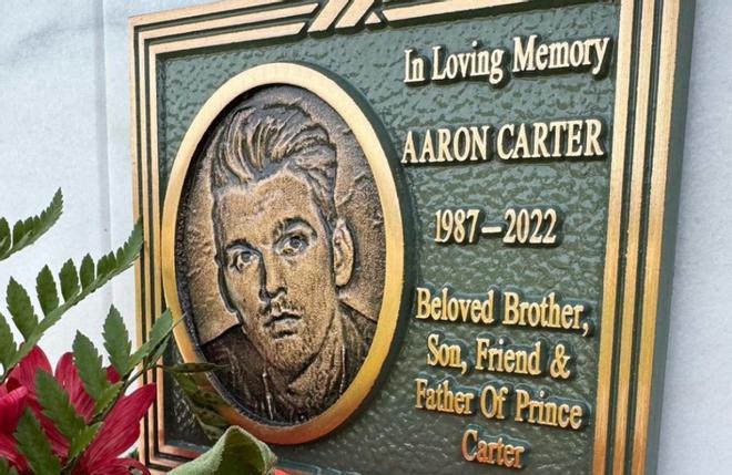 Homenaje muerte Aaron Carter