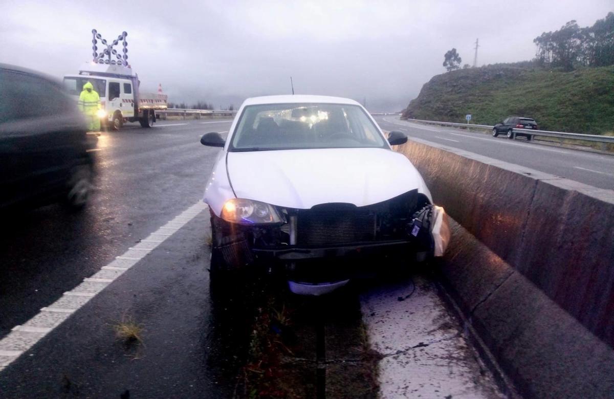 Uno de los coches accidentados.