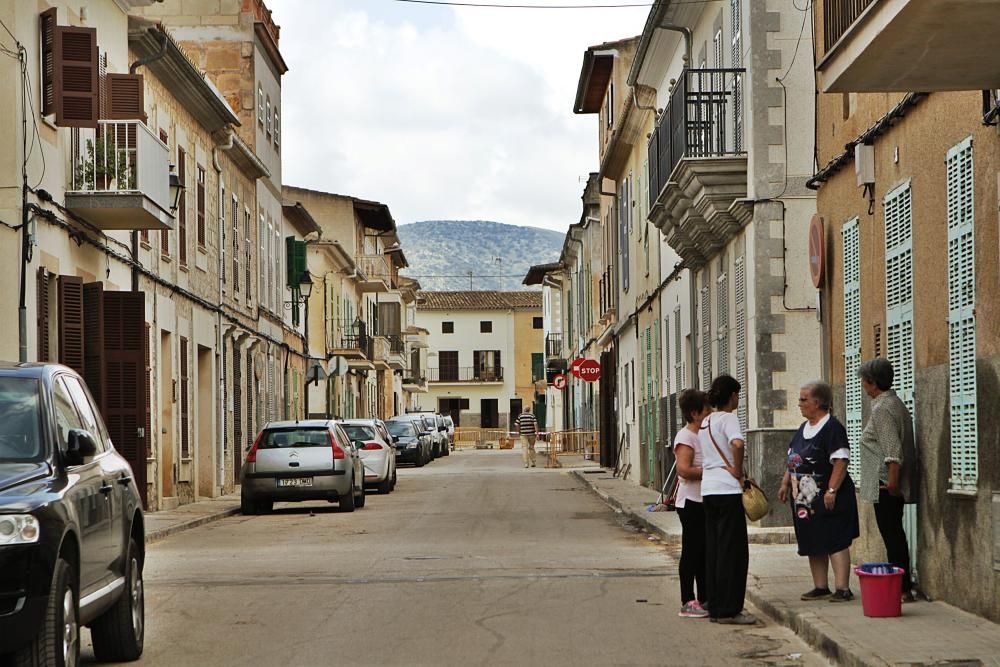 Nach den Wassermassen, in denen 13 Menschen starben, kam die beispiellose Hilfswelle. Die MZ war mehrmals in Sant Llorenç und Umgebung unterwegs.