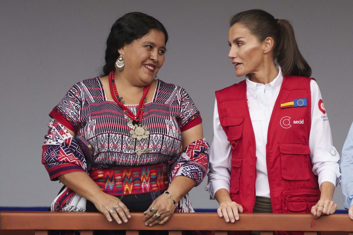 La Reina Letizia, en un viaje de cooperación a Guatemala para proteger a las víctimas de la violencia de género