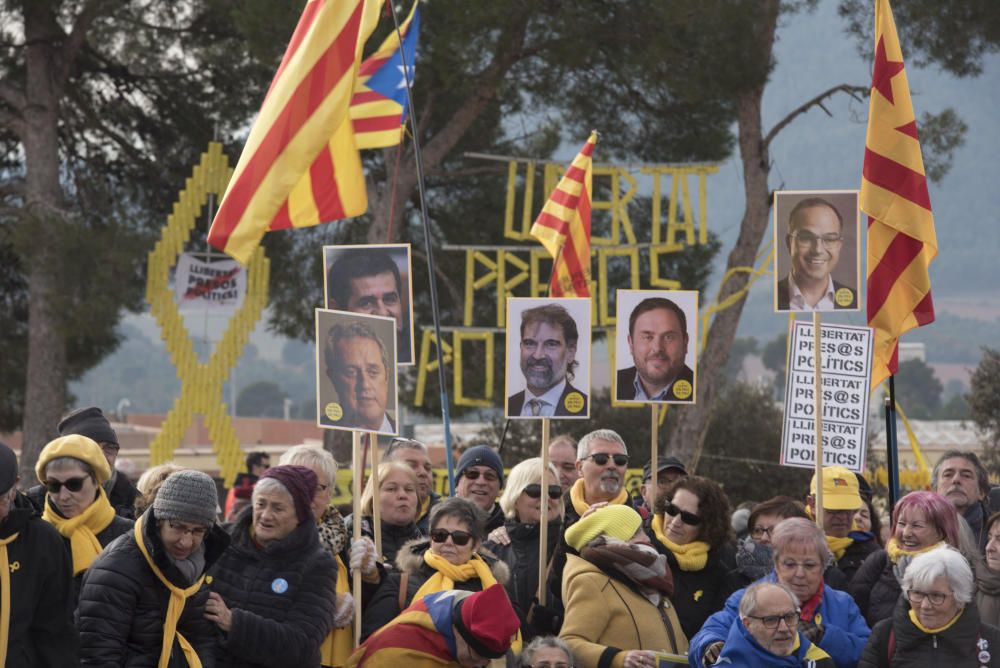 Acte a l'esplanada de Lledoners convocat per Assem