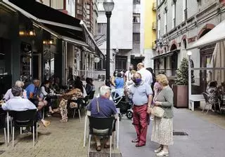 Los hosteleros vinculan el límite horario al auge del botellón