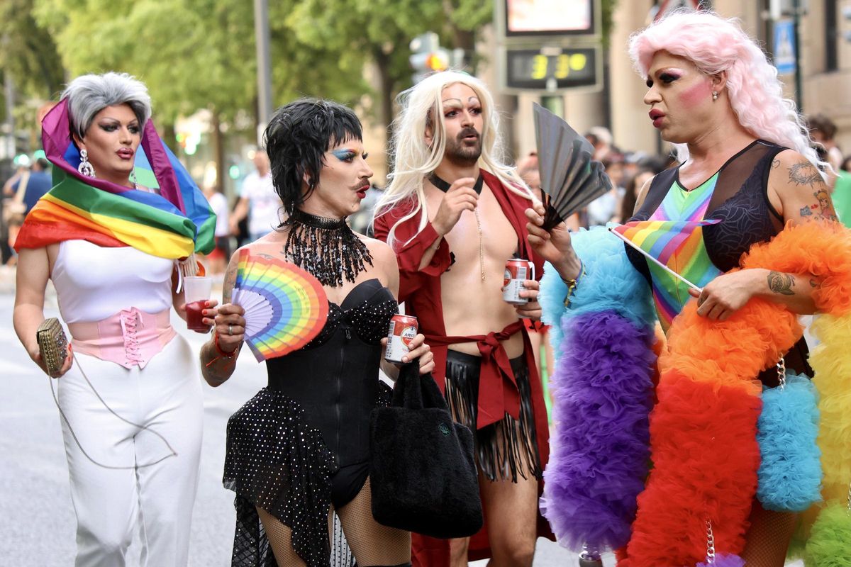 Un grupo de personas, en la manifestación del Orgullo de Murcia este sábado.