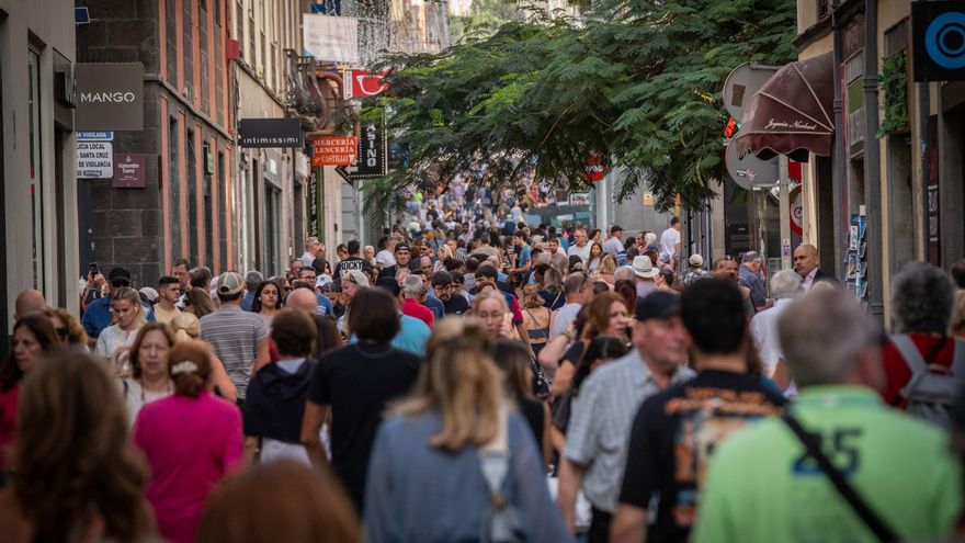 Todas las claves sobre las opciones que tiene Santa Cruz de Tenerife para ampliar la apertura comercial en domingos y festivos