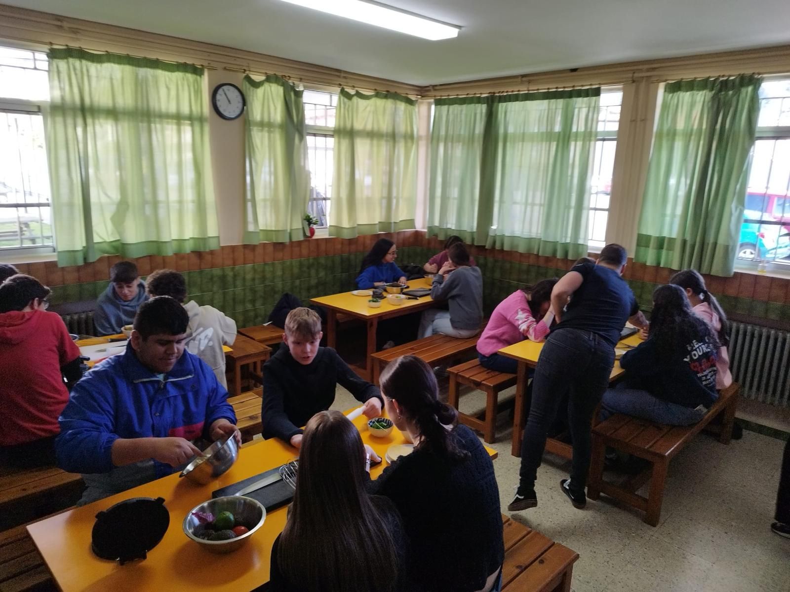 En imágenes: El instituto Arzobispo Valdés-Salas celebra sus terceras jornadas culturales