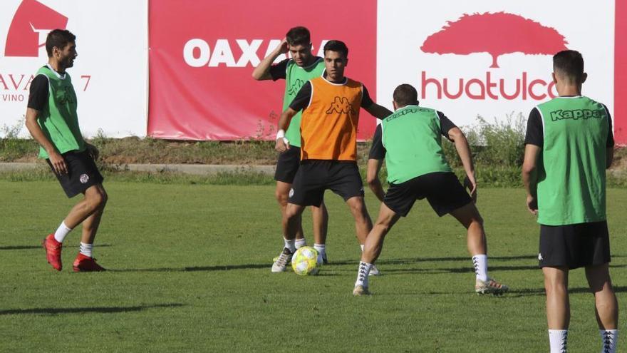 Entrenamiento del Zamora CF en el anexo del Ruta